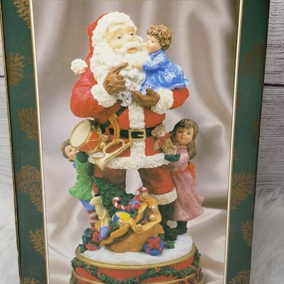 Vintage Musical Santa Claus Plays Jolly Old St Nicholas - Picture 10 of 12